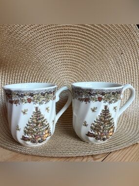 Set of Queens Seasons Greetings porcelain mugs with a Christmas tree pattern
